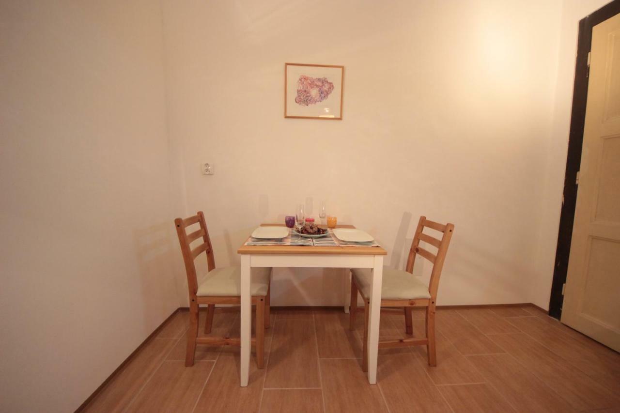 Gallery Apartment Prague Exterior photo