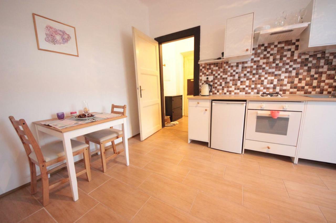 Gallery Apartment Prague Exterior photo